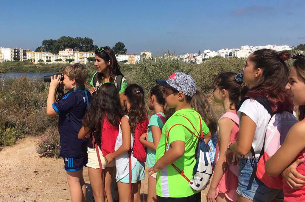 Alumnos de academia el Pupitre en el Molino del Pintao de Ayamonte